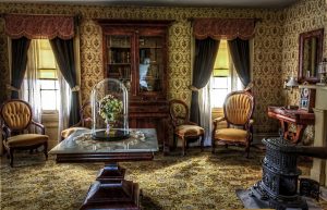 Comment décorer son intérieur avec objets et meubles provenant d'un débarras de maison